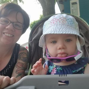 Meet your Posher, Nicole